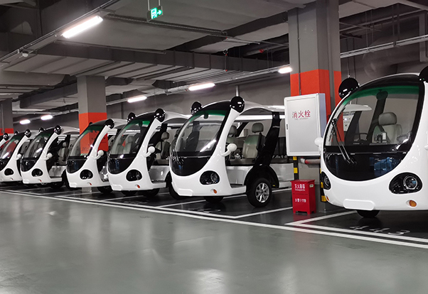 成都东安湖批量采购我厂无人驾驶与电动观光车